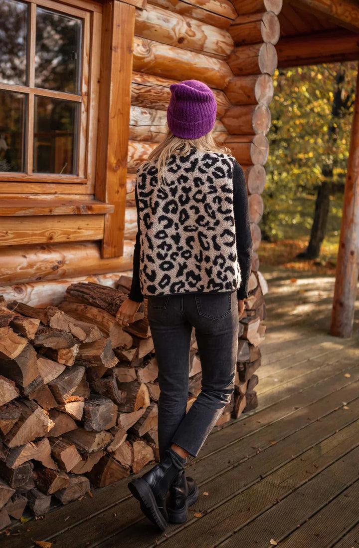 ASTRID™ | Leopard Print Vest