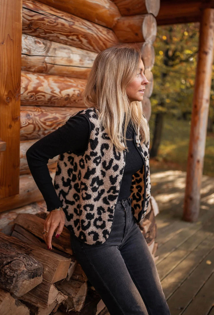 ASTRID™ | Leopard Print Vest