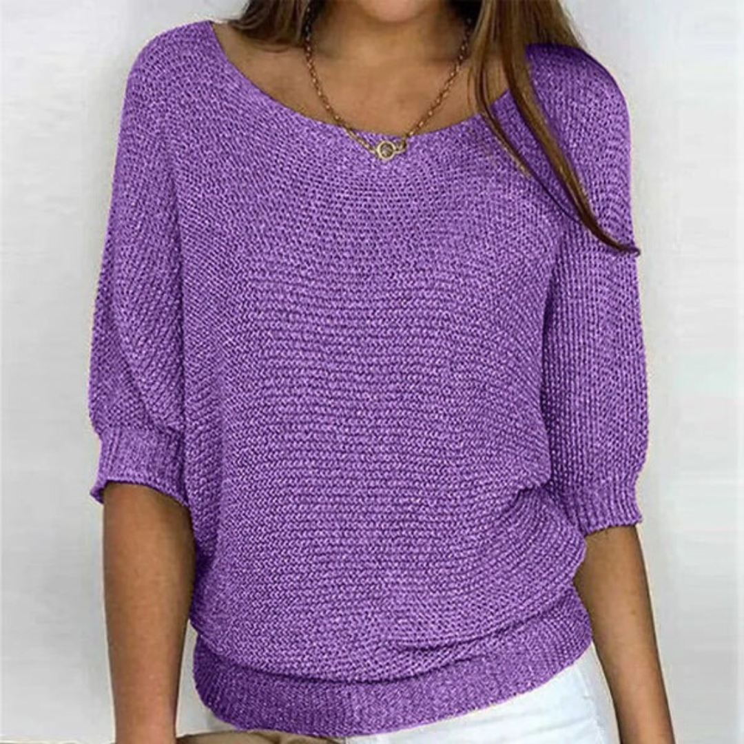 Abigail™ - Pull Doux et Confortable" can be rewritten as "Abigail™ - Sweater Soft and Cozy.