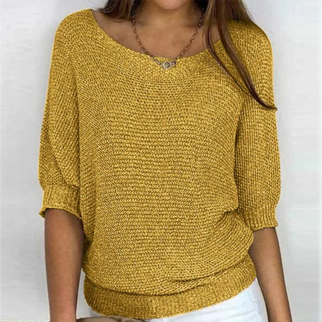Abigail™ - Pull Doux et Confortable" can be rewritten as "Abigail™ - Sweater Soft and Cozy.