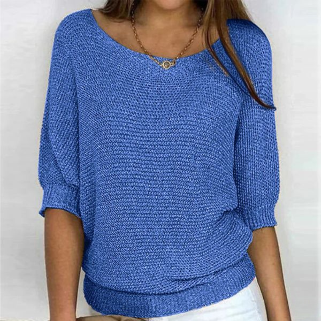 Abigail™ - Pull Doux et Confortable" can be rewritten as "Abigail™ - Sweater Soft and Cozy.