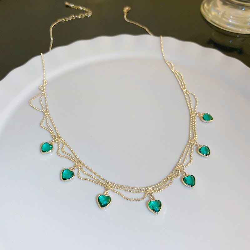 Collier en forme de cœur