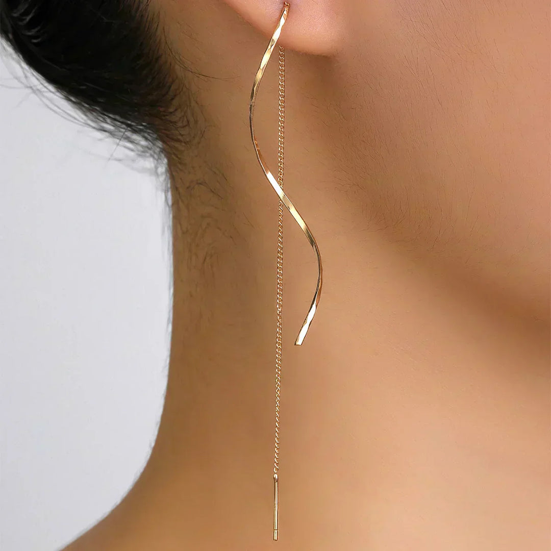 Boucles d'Oreilles Longues avec Design de Vague