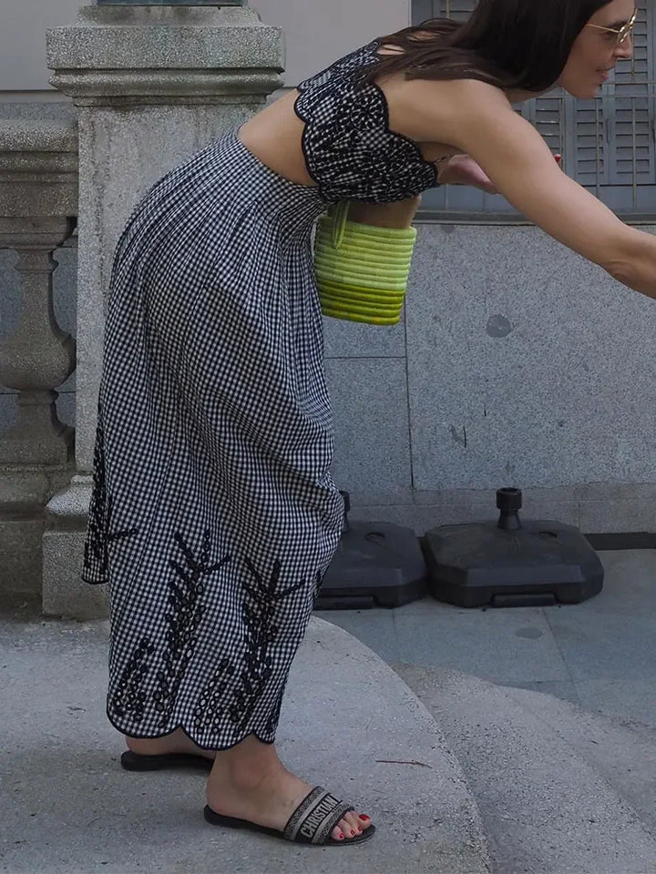 Clara - Stylish Gingham Robe