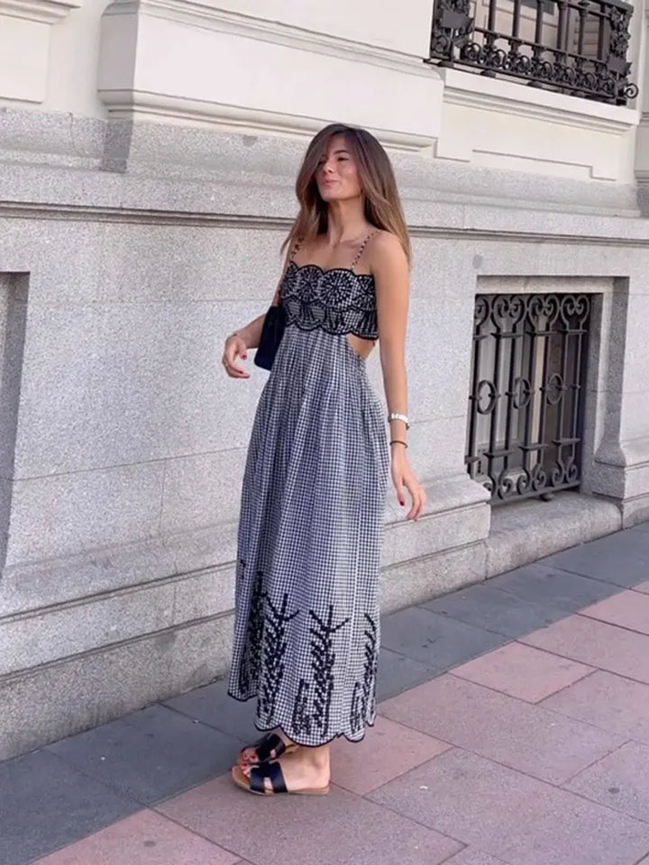 Clara - Stylish Gingham Robe