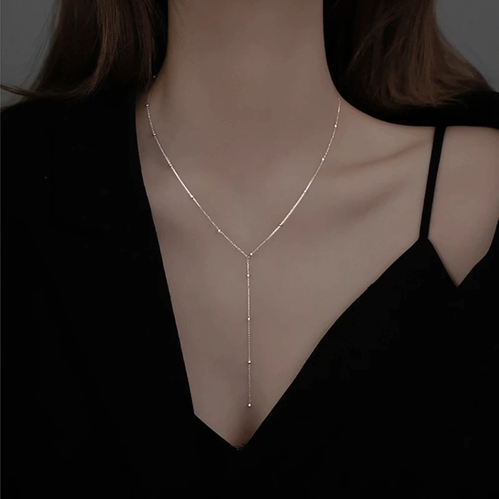 Collier de clavicule avec des franges